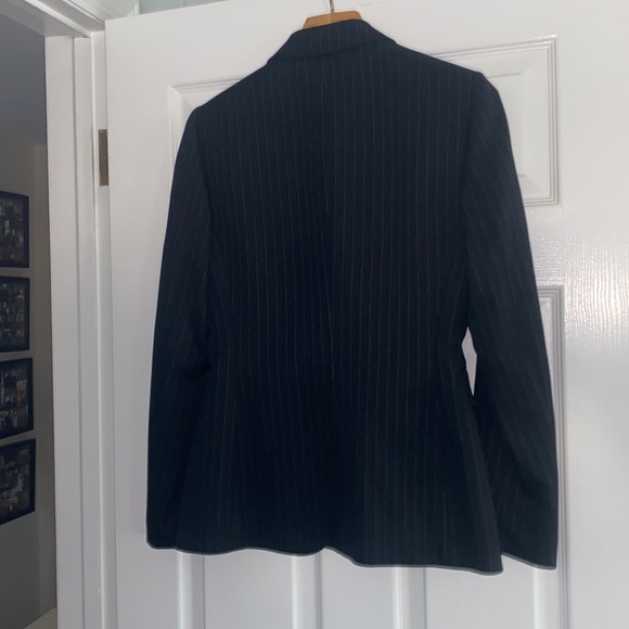 💼 Tahari Arthur S. Levine Suit jacket size 4 - Picture 4 of 5